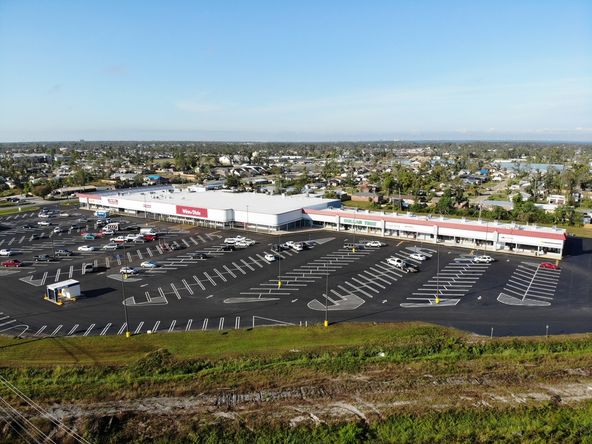Lynn Haven Shopping Center: 1812 S Highway 77, Lynn Haven, FL 32444